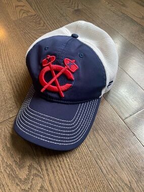 Chicago Blackhawks Navy and White Trucker Hat with Red Embroidered Logo